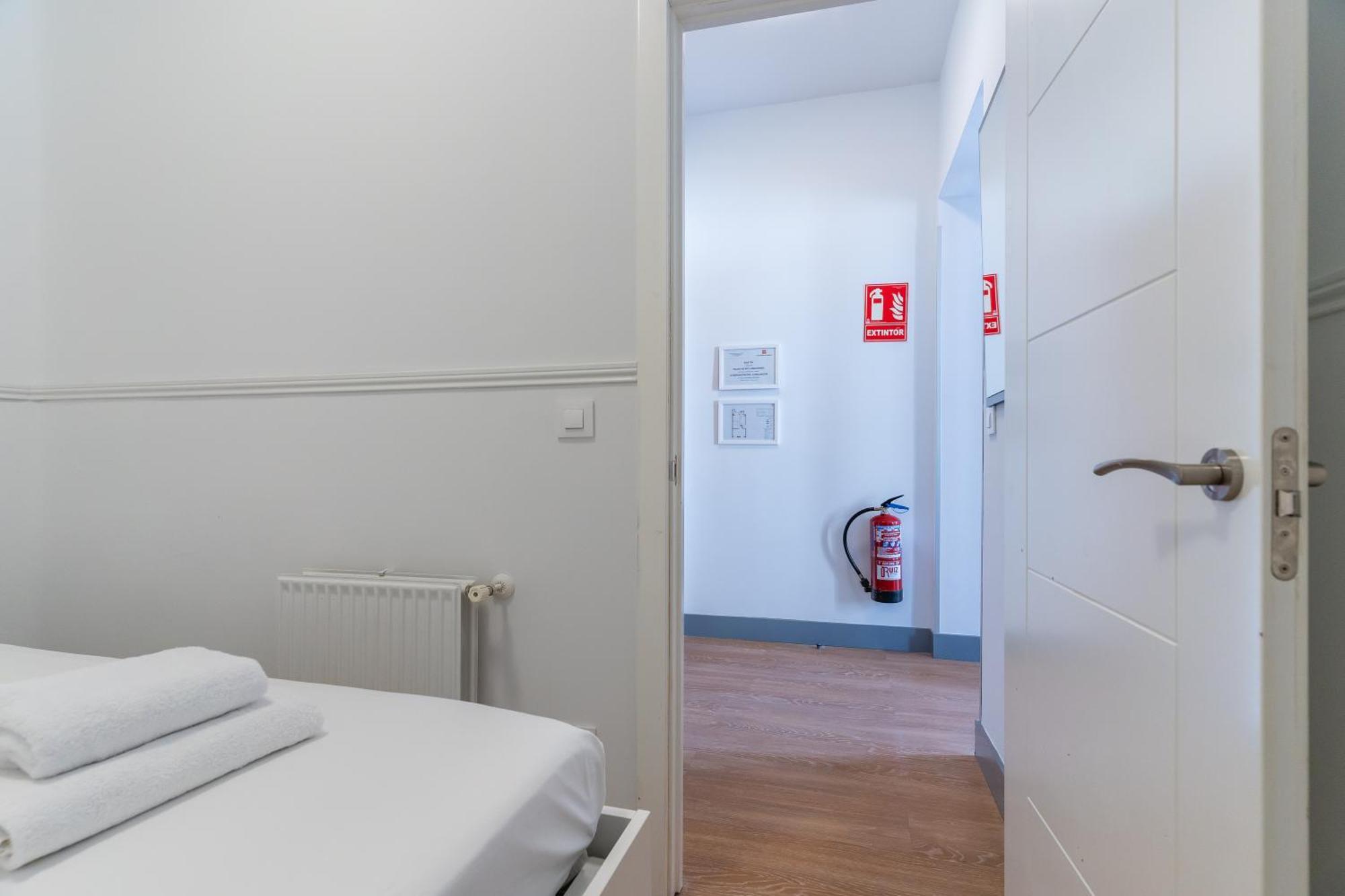 2 Bedrooms 1,5Bathrooms Furnished - Sol - Bright & Functional - Mintystay Madrid Exterior foto
